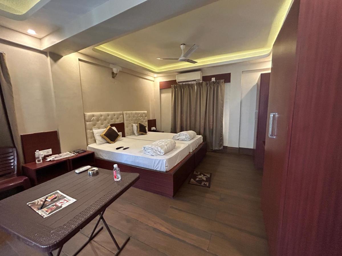 The Aster Enclave Hotel Calcutta Eksteriør billede